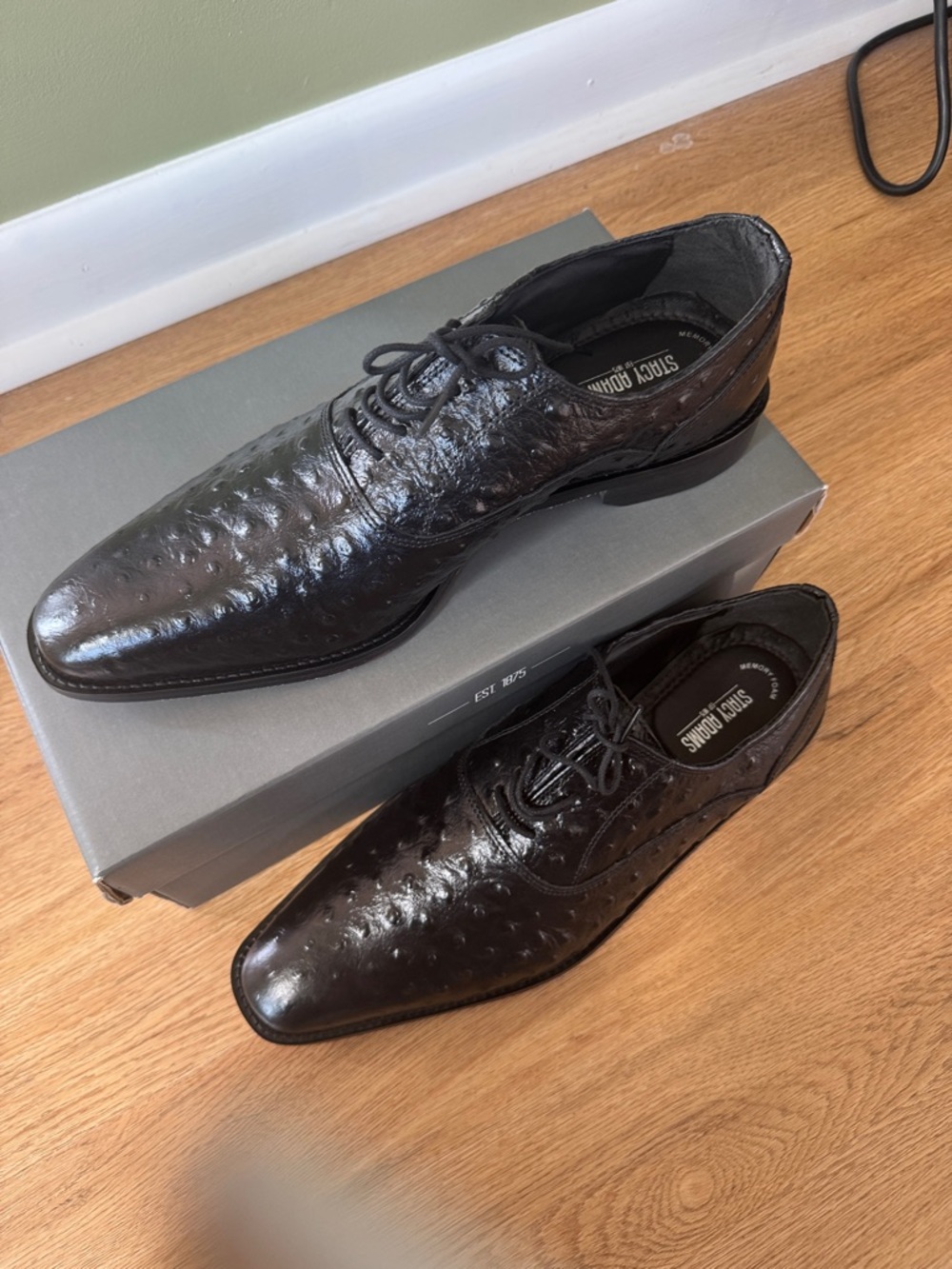 Stacy Adams Men's Black Textured Lace-Up Oxfords